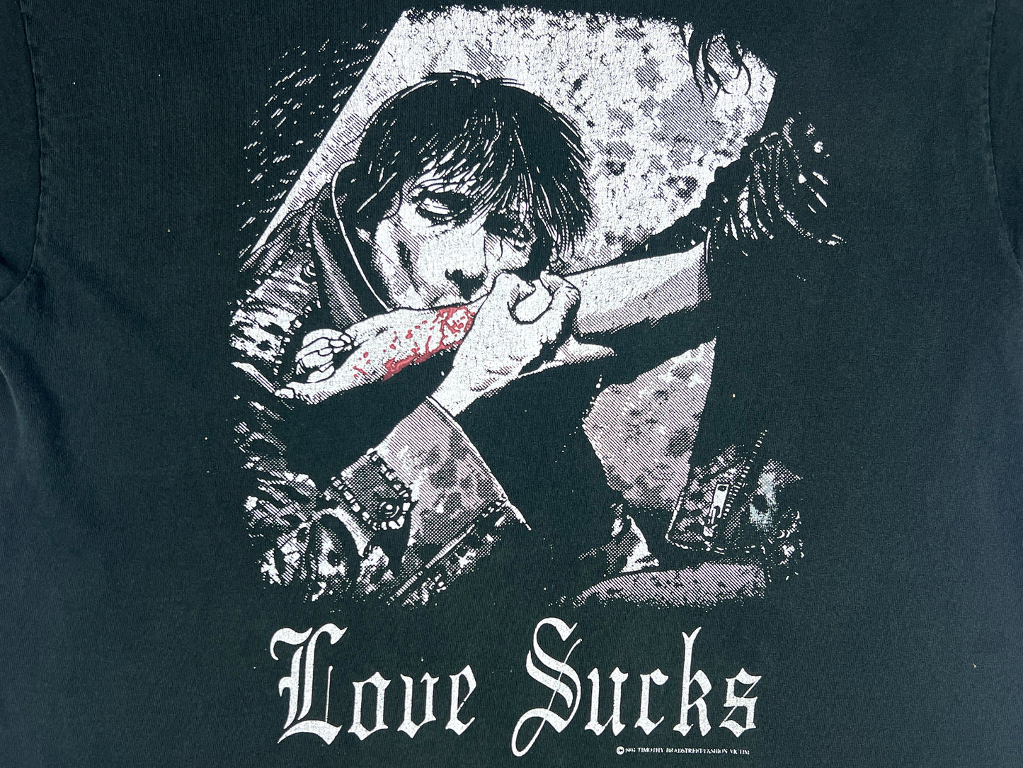 Vampire Love Sucks Fashion Victim T-Shirt