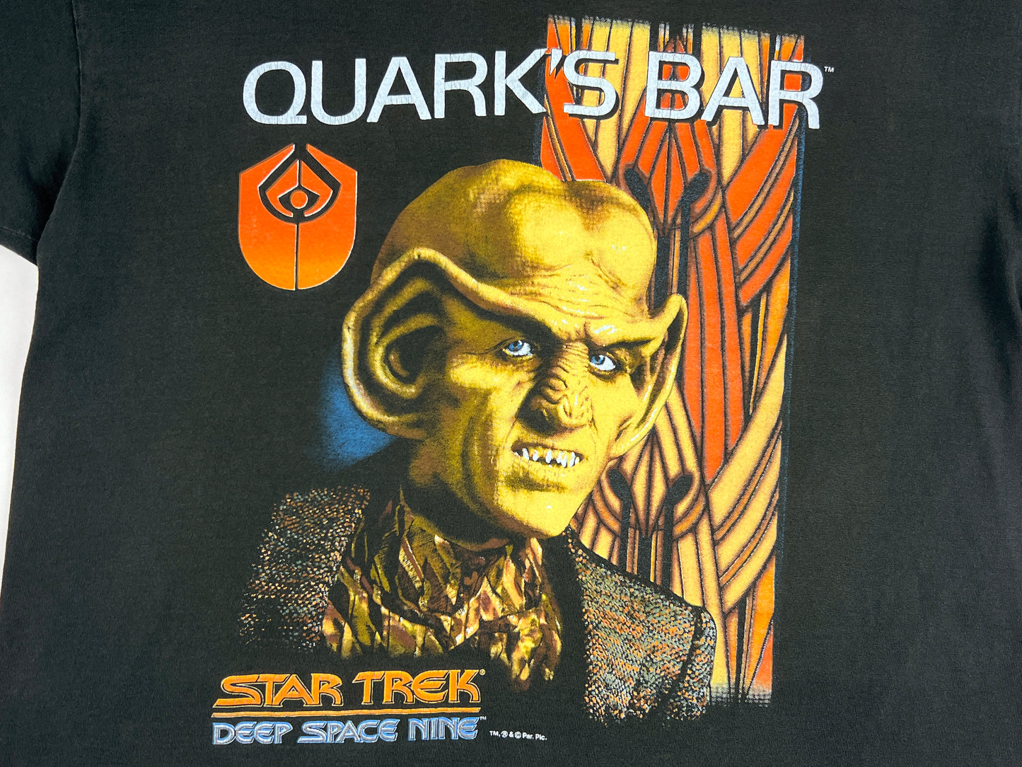 Star Trek 'Deep Space Nine' Quarks Bar T-Shirt
