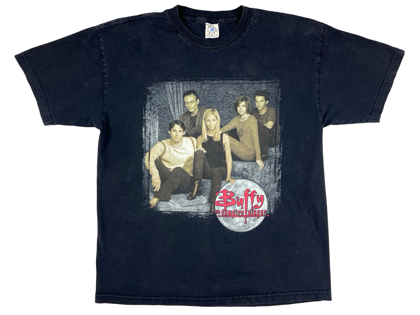 Vintage Buffy The Vampire Slayer Cast Photo T-Shirt TV Show 90s y2k