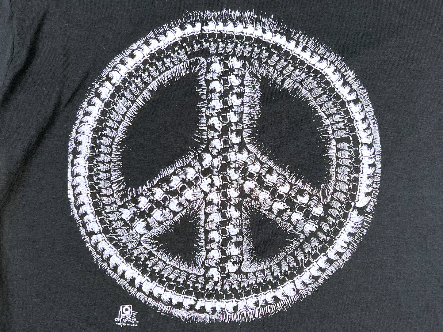 QFX Peace & Skulls T-Shirt