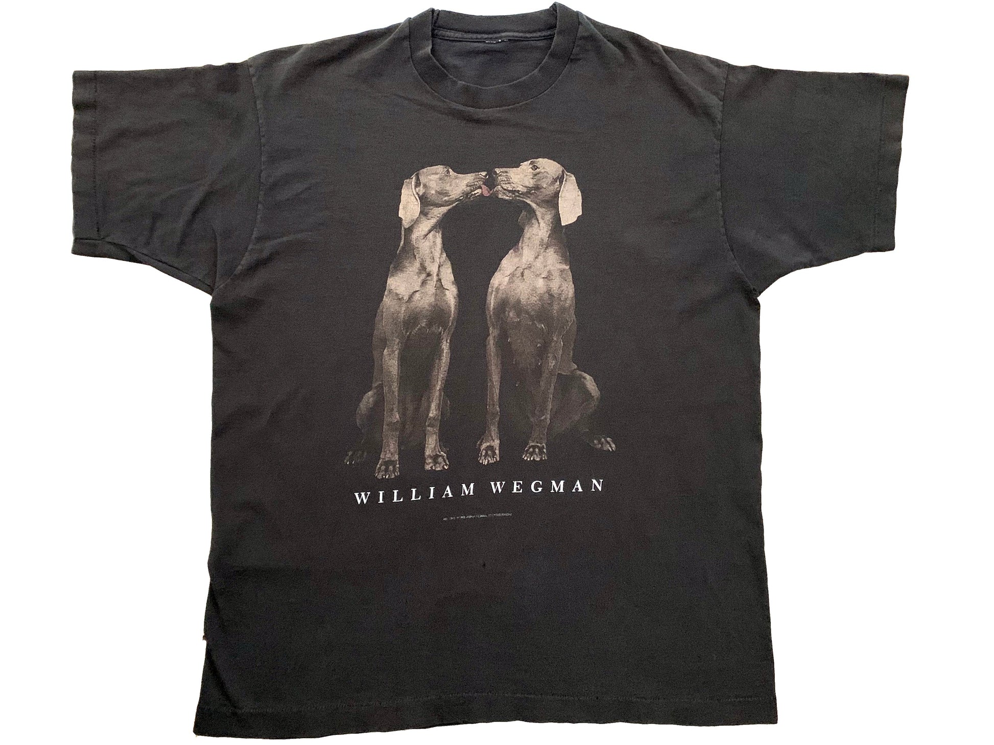 Vintage William Wegman Kissing Weimaraner Black T-Shirt Fotofolio Weimaraner Photo Photography 90s Art Artist